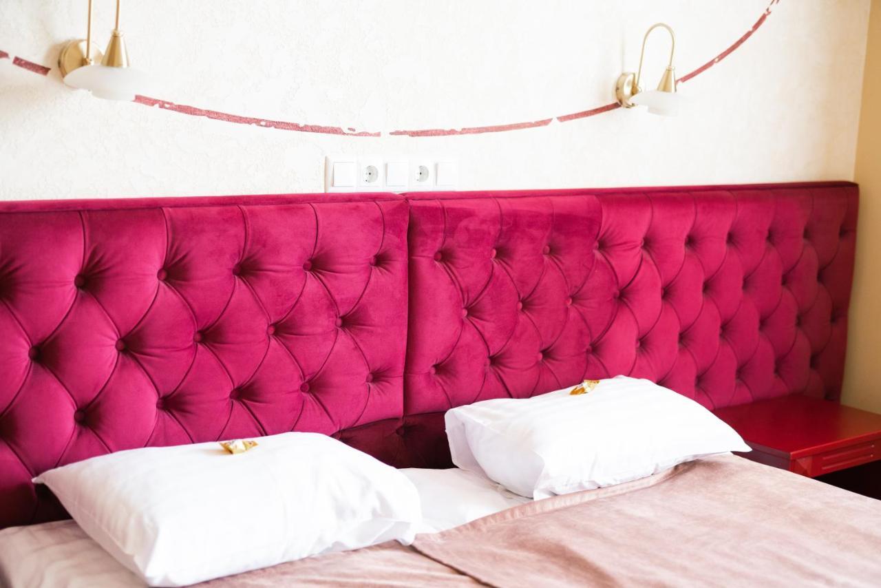 Fontush Boutique Hotel Ivano-Frankivsk Exterior photo
